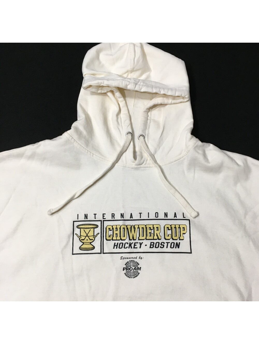 Independent Trading Company HOCKEY BOSTON Graphic Cozy Pullover Hoodie Beige XL